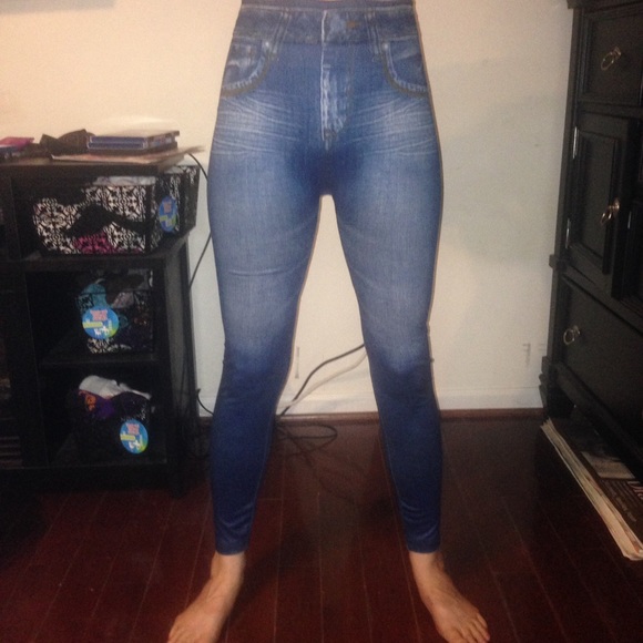 Soft leggings that look like jeans - Picture 1 of 4