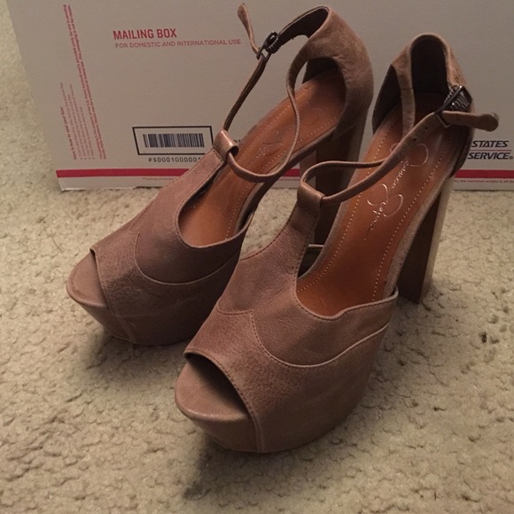 Jessica Simpson Danny heels