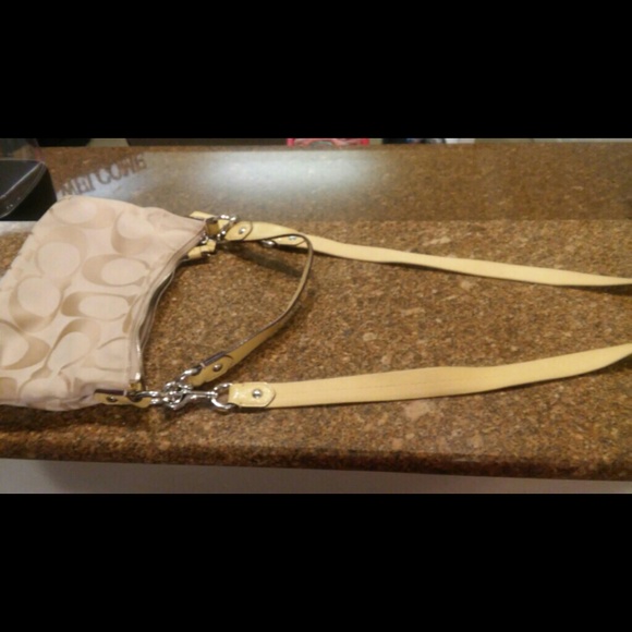 Authentic Coach - Picture 2 of 4