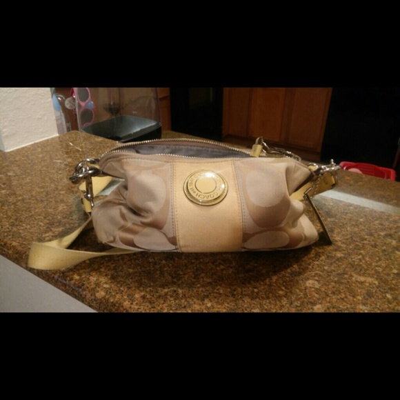 Authentic Coach - Picture 4 of 4