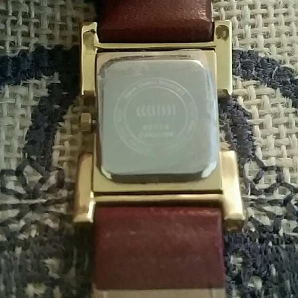 ECCLISSI GOLD TONE STAINLESS STEEL WATCH - Picture 3 of 4