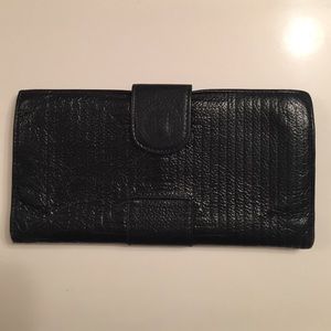 Fendi black authentic leather (skin) wallet