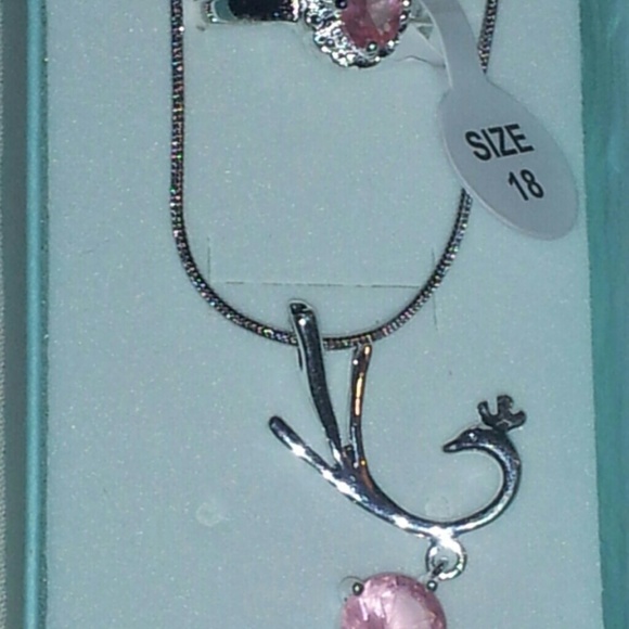 Necklace sets