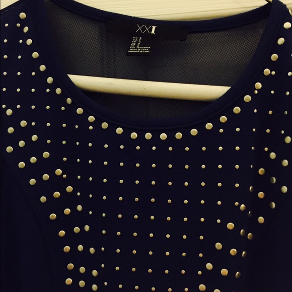 🚫 SOLD 🚫Blue with silver dots. Dress size small. - Picture 2 of 4