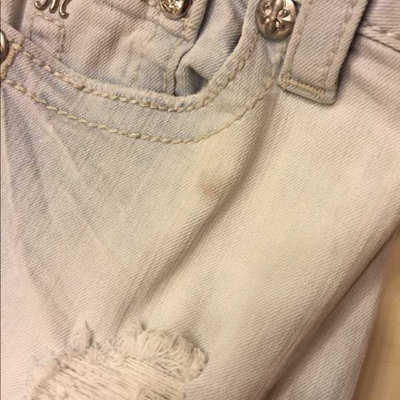 ❌SOLD❌Miss Me Straight jeans 24x31 - Picture 4 of 4