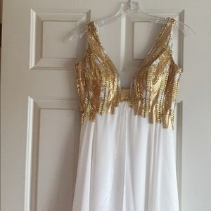 Sherri Hill Never worn Prom Dress