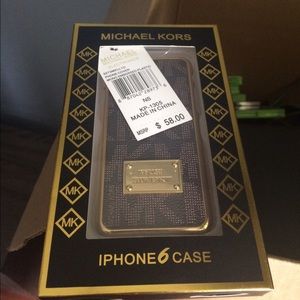 Michael Kors iPhone 6 case