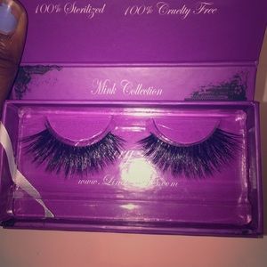 Mink eyelashes