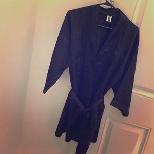 Silkly black short sexy robe