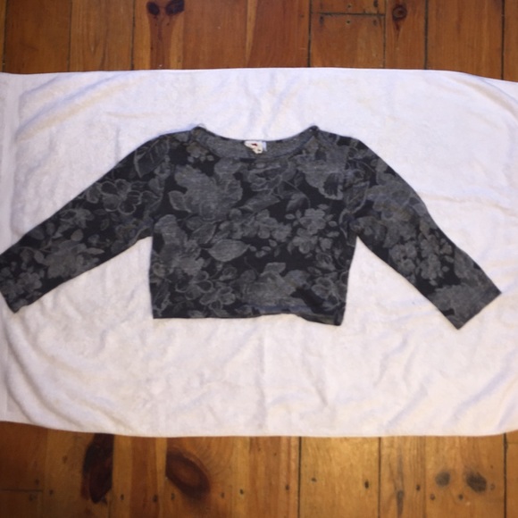 Crop top