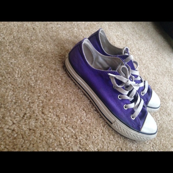 Purple Converse - Picture 1 of 4