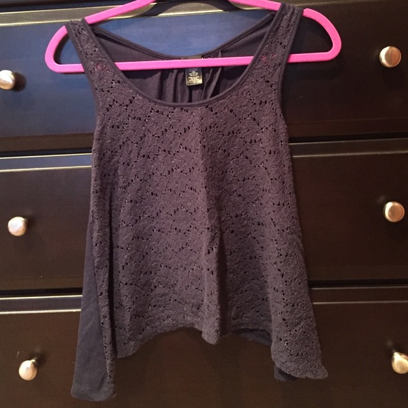 Flowy Open Back Tank Top - Picture 1 of 3
