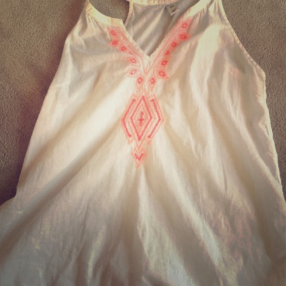 Thin shirt with design on front. Prices can vary.