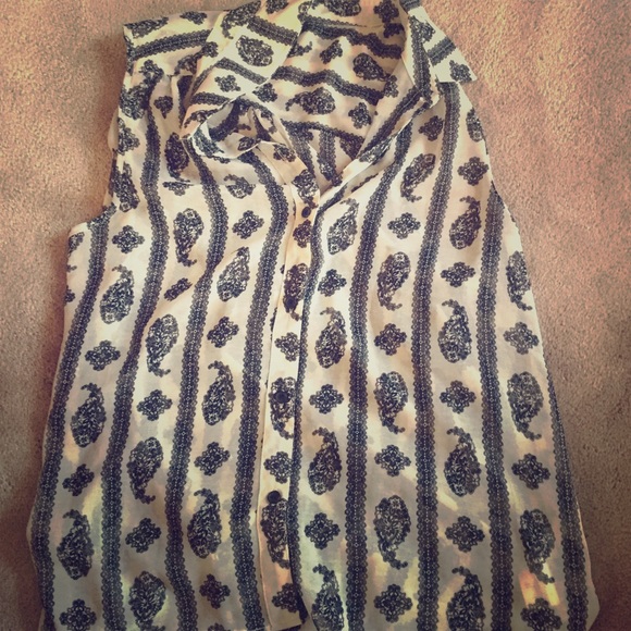 Forever 21 flowy shirt with pretty designs.