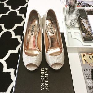 Badgley Mischka Peep Toe Pumps