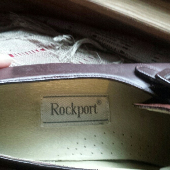 Shoes - Picture 4 of 4