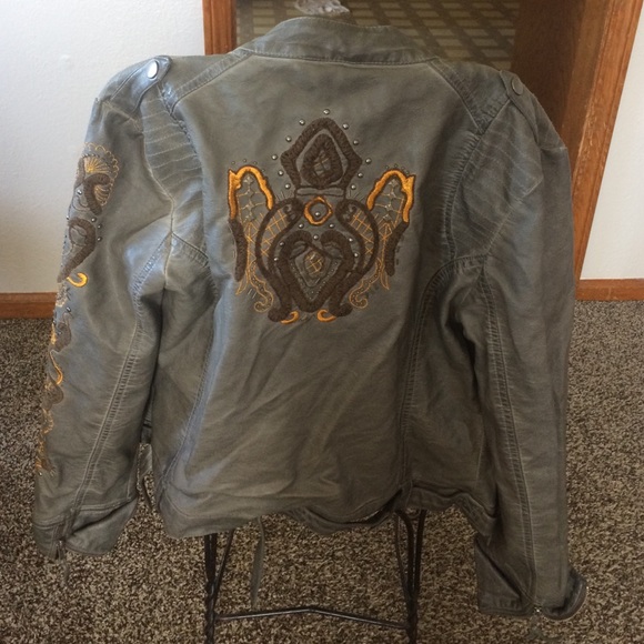 Blanco Noir Embellished Jacket