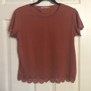 Women's cropped top Size 4 (US)