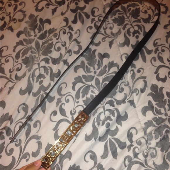 🚫 SOLD ON MERCARI 🚫