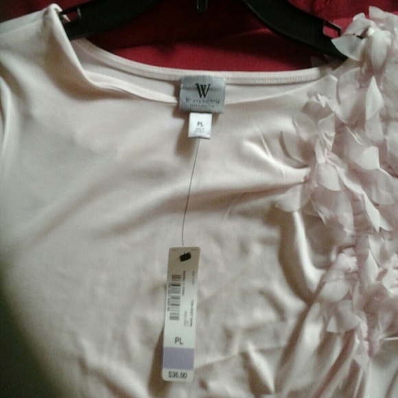 Ladies top - Picture 2 of 4