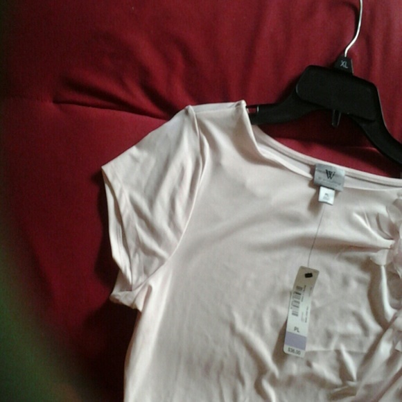 Ladies top - Picture 4 of 4