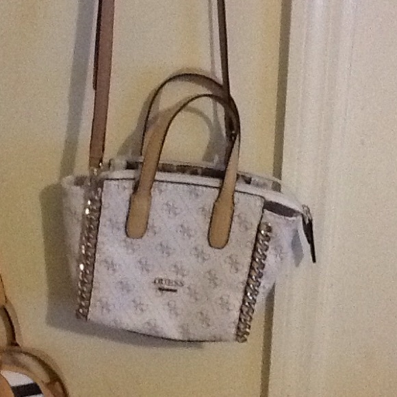 Branded bags - Picture 4 of 4