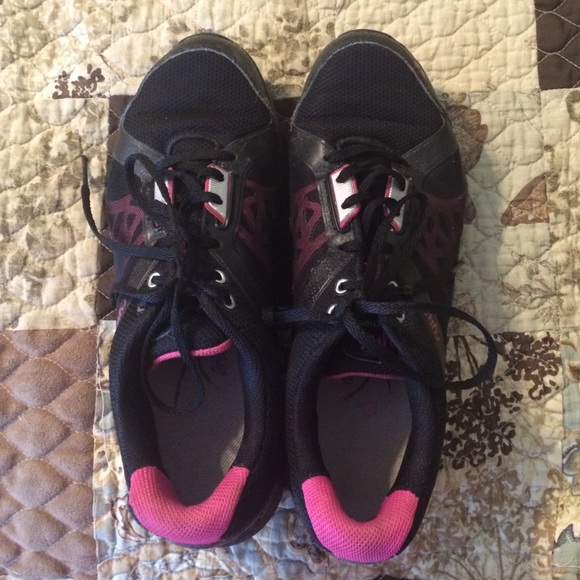 Running Shoes