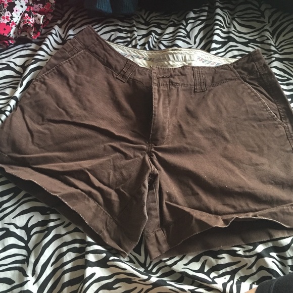Old Navy brown mid rise shorts