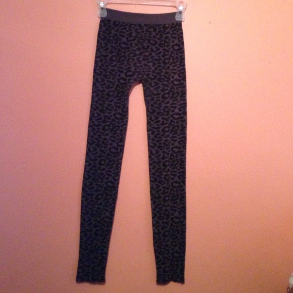 Dark gray cheetah leggings