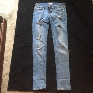 Bullhead ripped skinny jeans from pacs in