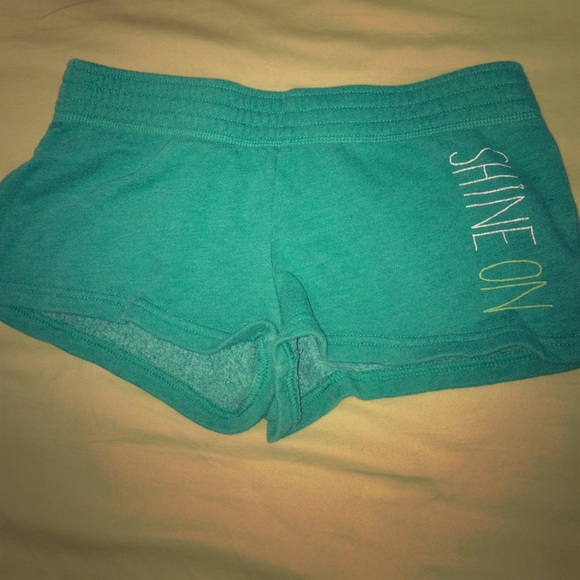 ADORABLE SOFT SHORT SHORTS - Picture 1 of 1