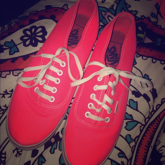 Coral Vans