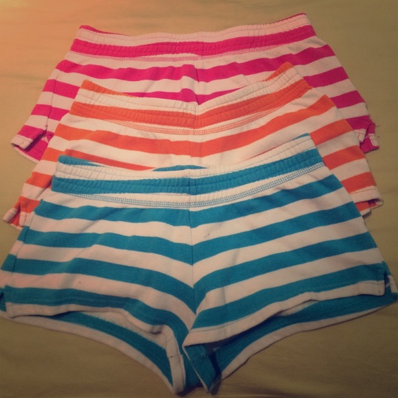 SHORT SHORTS BUNDLE - Picture 1 of 1