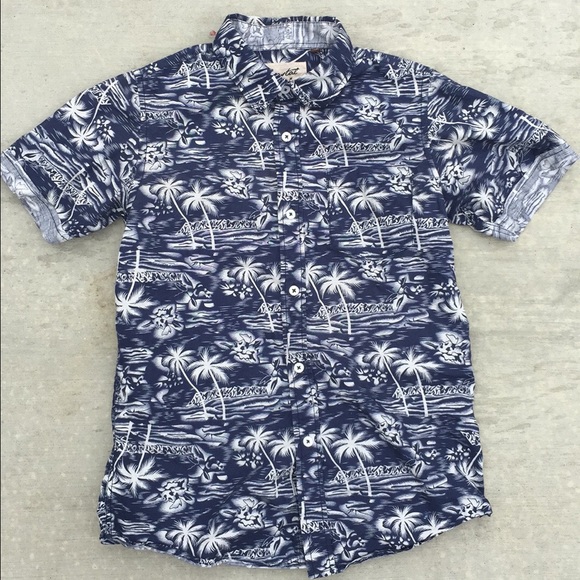 Amazing Button Up shirt
