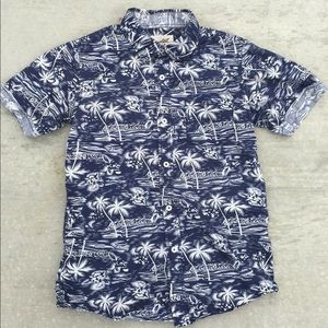 Amazing Button Up shirt