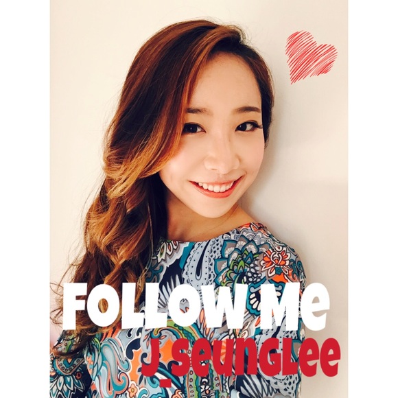 8/16  MY 1ST POSH PARTY 🎉💓💚 - Picture 2 of 4