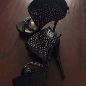 Bebe Leni's in Black