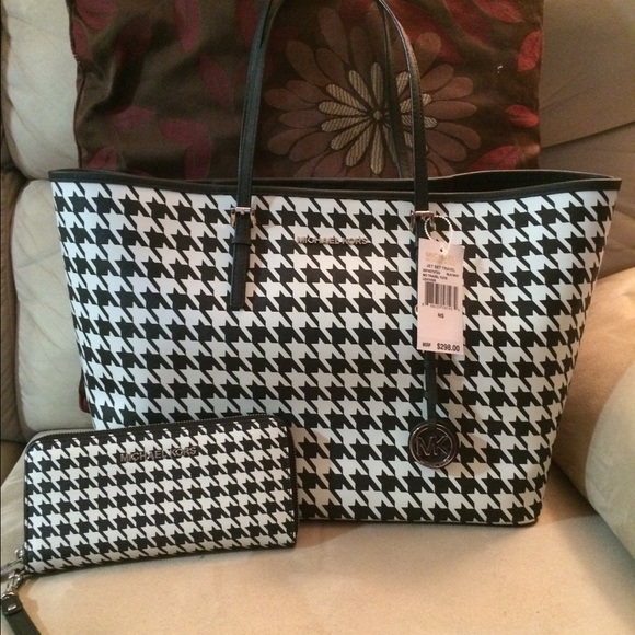 NWT Michael Kors Med. Jet Set Tote & NWOT wallet