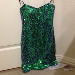 Strapless homecoming dress