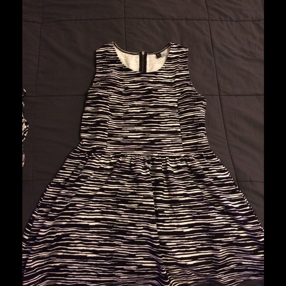 Black and white Dress