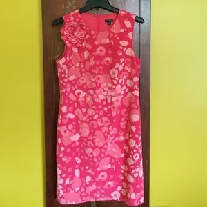 Ann Taylor pink dress with flower accent