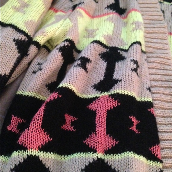 Cardigan - Picture 2 of 2