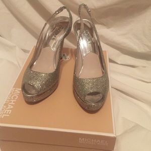 Michael Michael Kors Shoes size 6