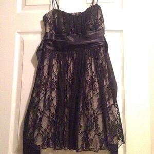 gorgeous black formal lace dress only worn once