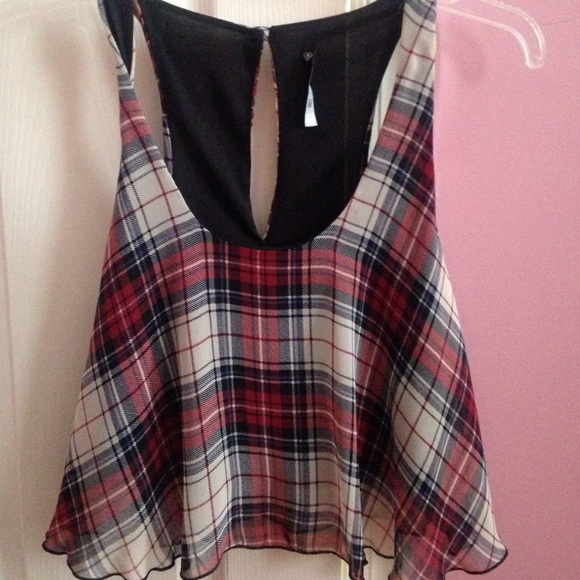 Crop top