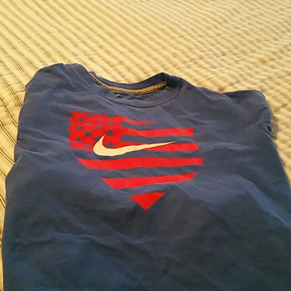 Nike baseball  shirt  boys xl