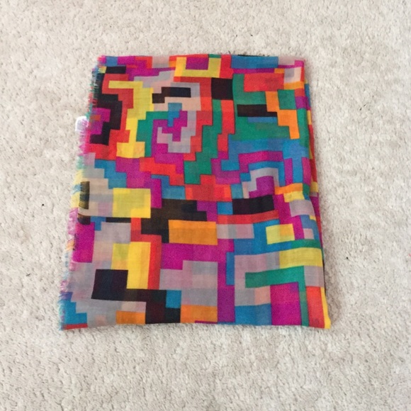 Patterned Scarf - Picture 2 of 2