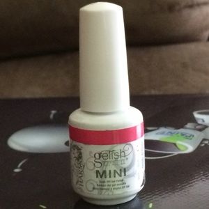 NEW Gelish Mini Nail Polish: Passion Pink!
