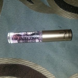 Too faced lip injection