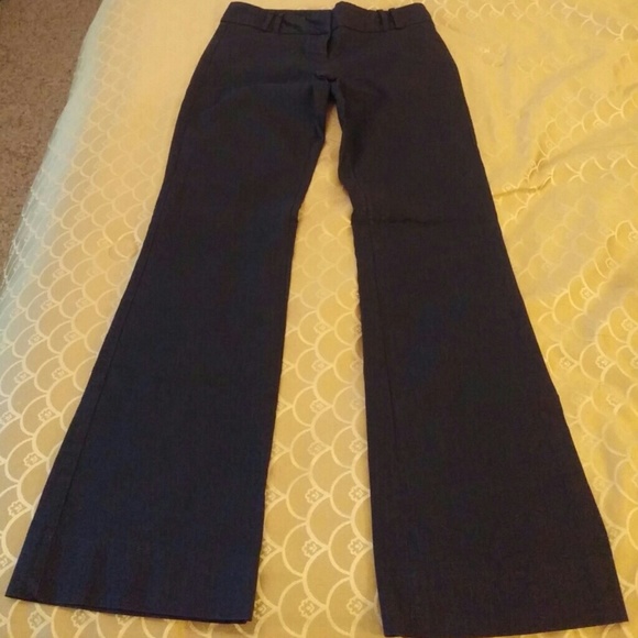 The limited exact stretch pinstriped pants size 0